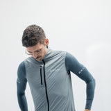 ES16 Supreme Windweste Grau