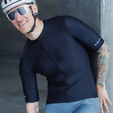 ES16 Fahrradtrikot Supreme. Schwarz