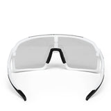 ES16 Enzo Fahrradbrille. Schwarz mit photochromer Linse.